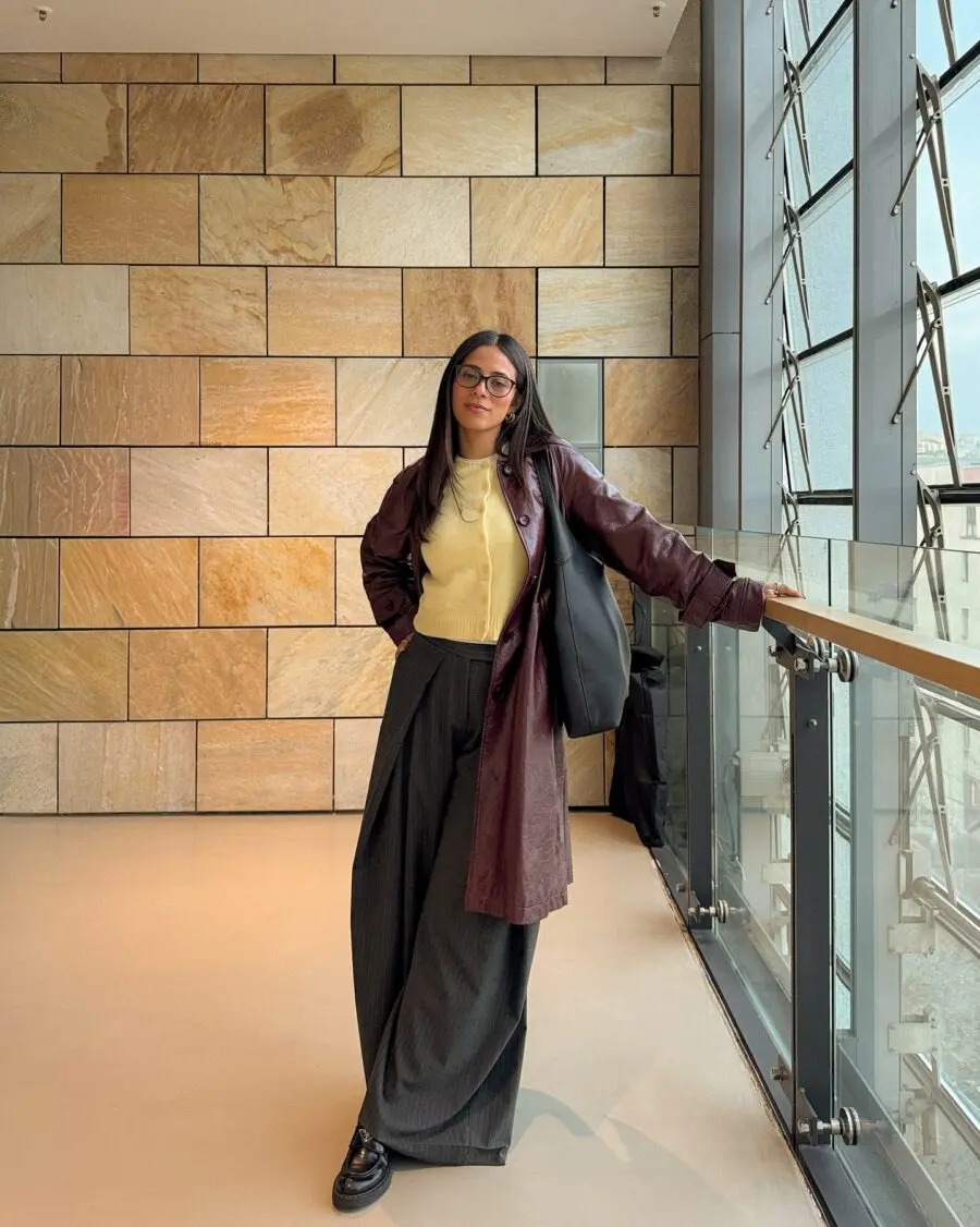 Chic and Comfortable Office Outfit Inspiration