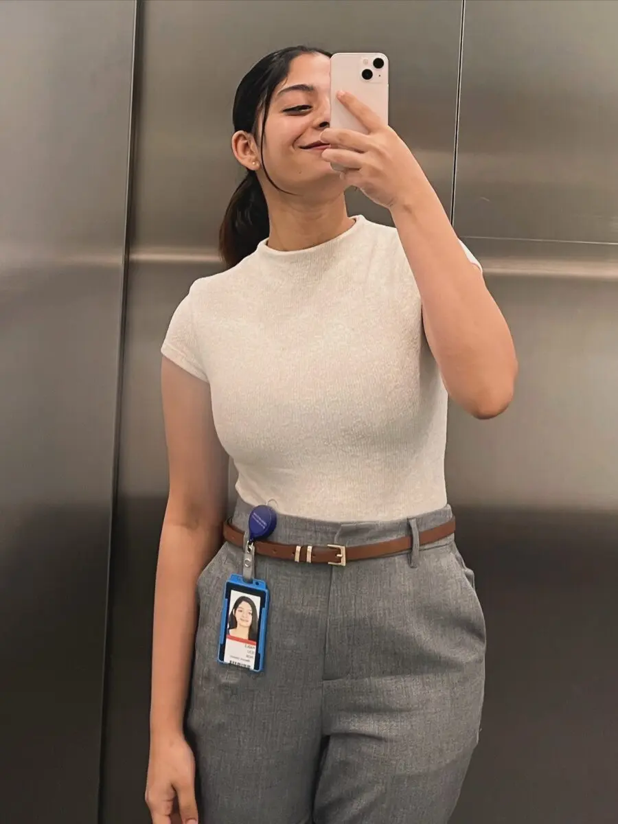 Chic and professional gray office outfit inspiration
