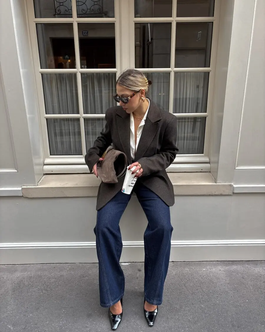 Chic blazer and denim combo for the office