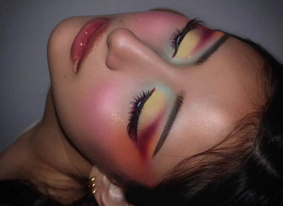 Vibrant Colorful Eyes Perfect for Prom Night