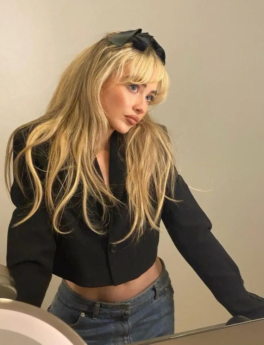 Sabrina's Chic Blazer and Denim Ensemble