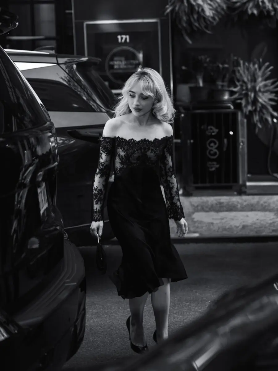 Sabrina Carpenter's Elegant Black Lace Dress