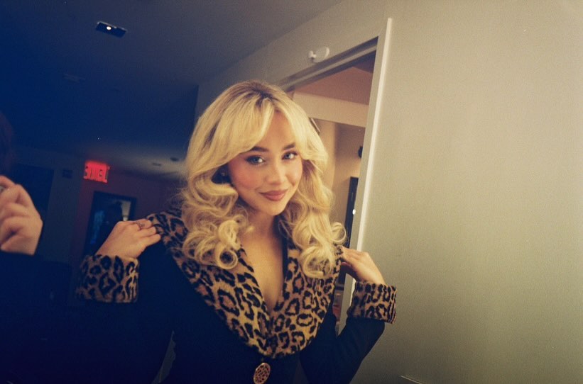 Leopard Print Elegance with a Playful Twist