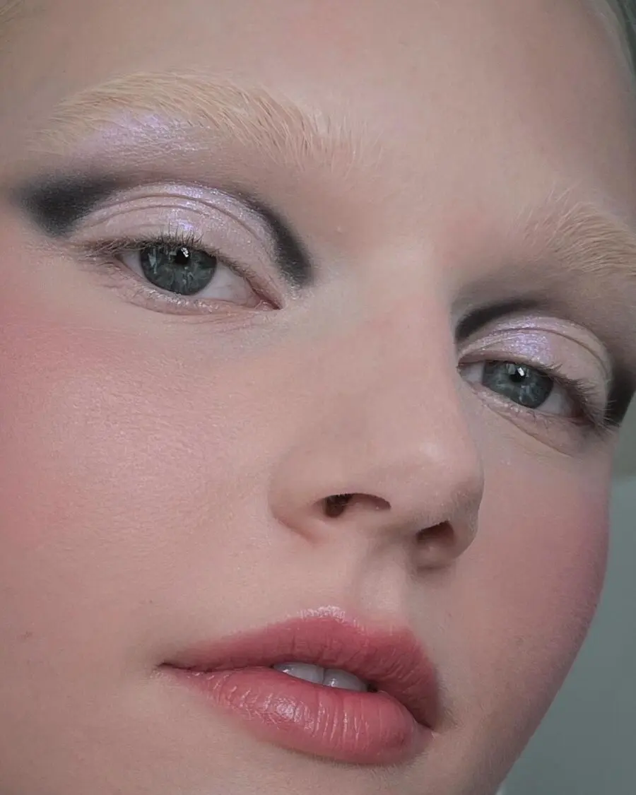 Elegant silvery eyes with soft pink lips