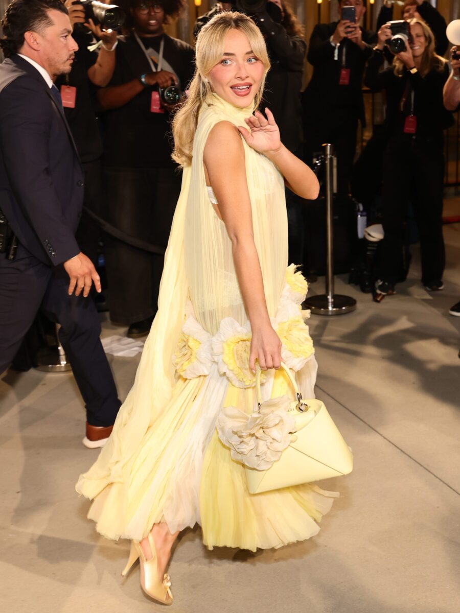 Sabrina Carpenter's Stunning Yellow Gown at Premiere