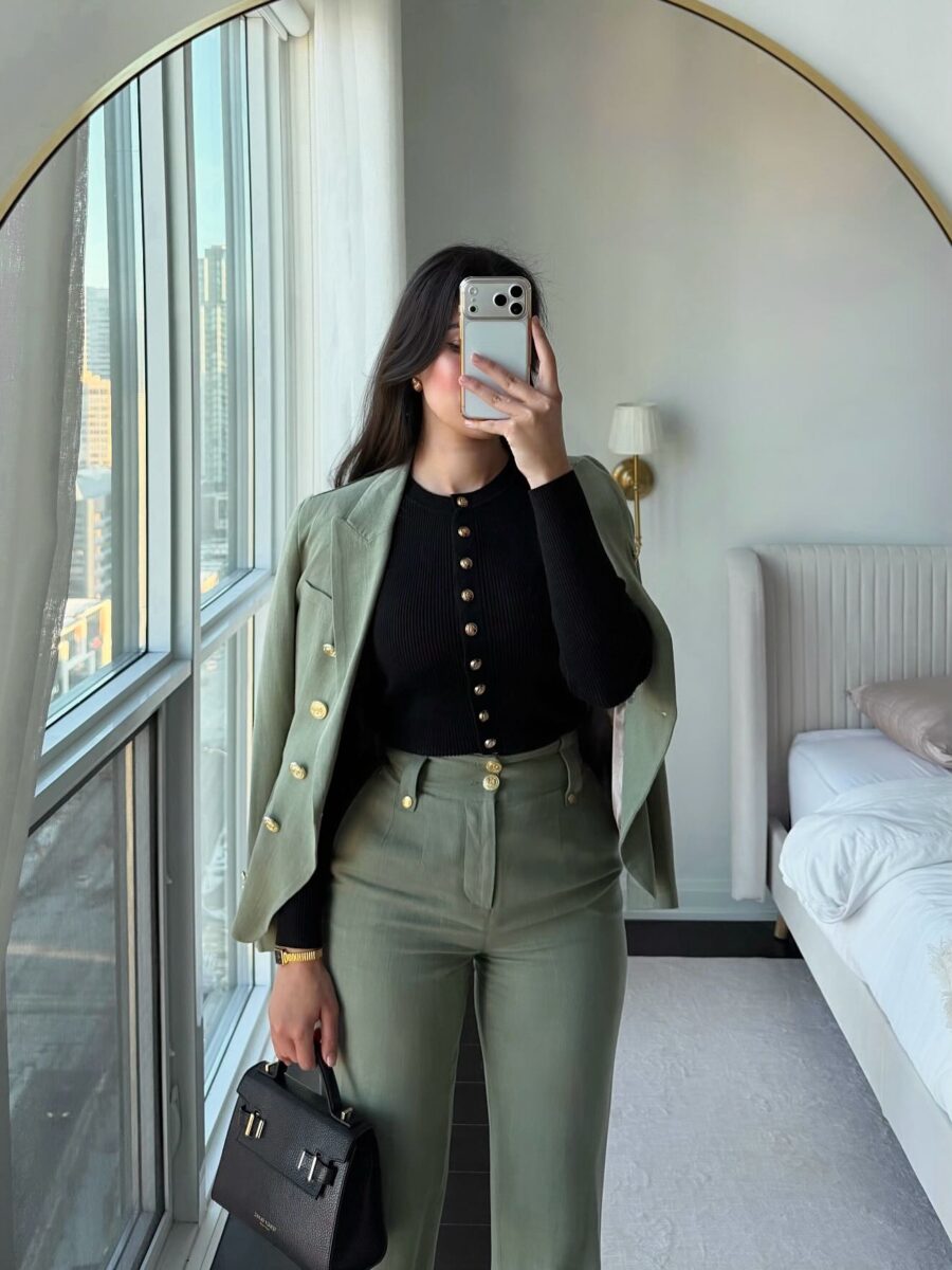 Chic Green Blazer with Tailored Pants Ensemble