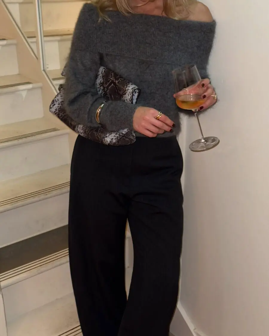Chic Semi-Formal Look for Elegant Occasions