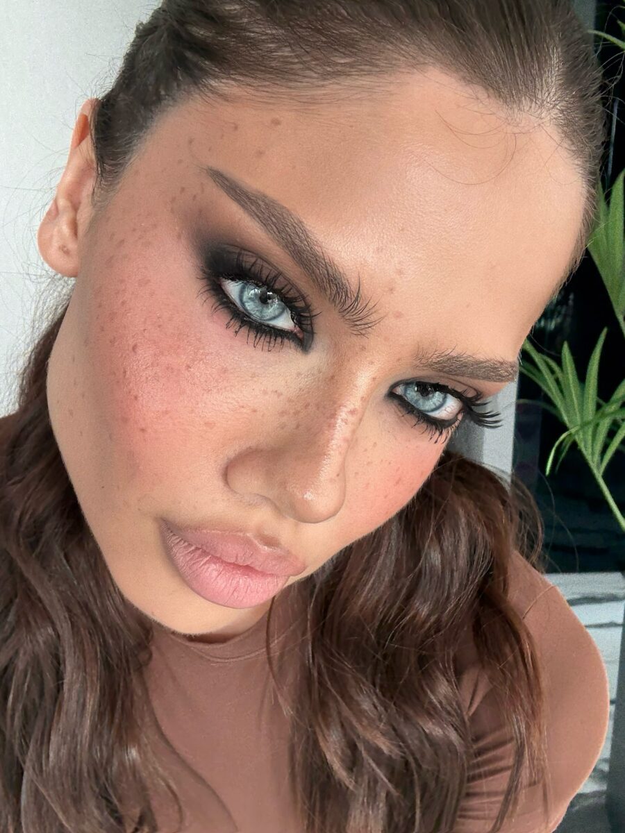 Bold Smokey Eye with Striking Contrast