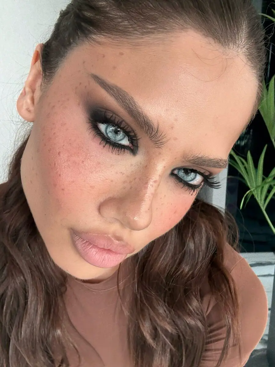 Bold Smokey Eye with Striking Contrast