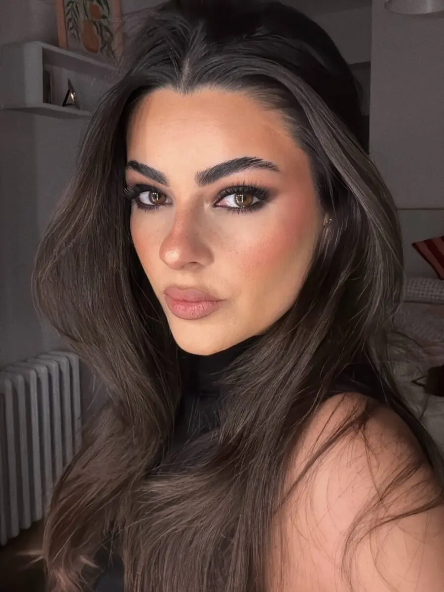 Sophisticated Smokey Eye with Bold Glam