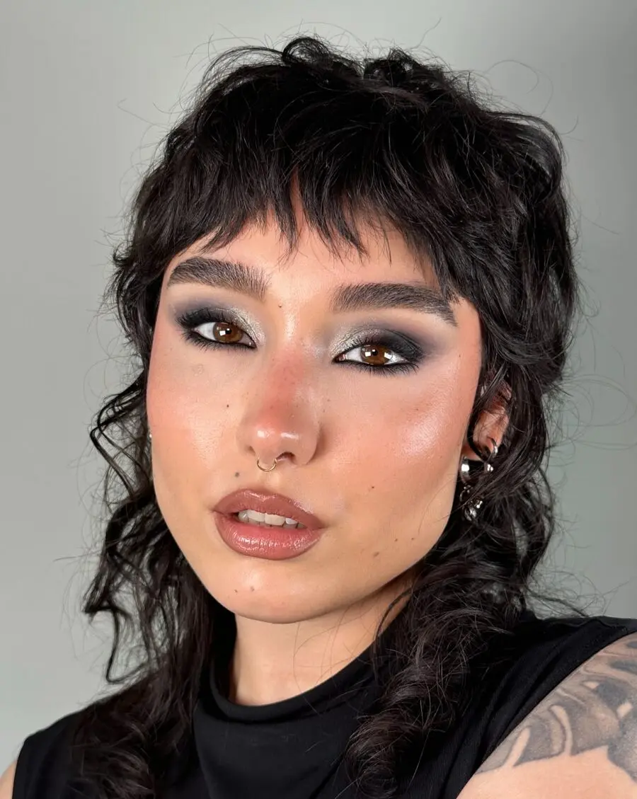 Edgy Smokey Eye with Shimmering Highlights