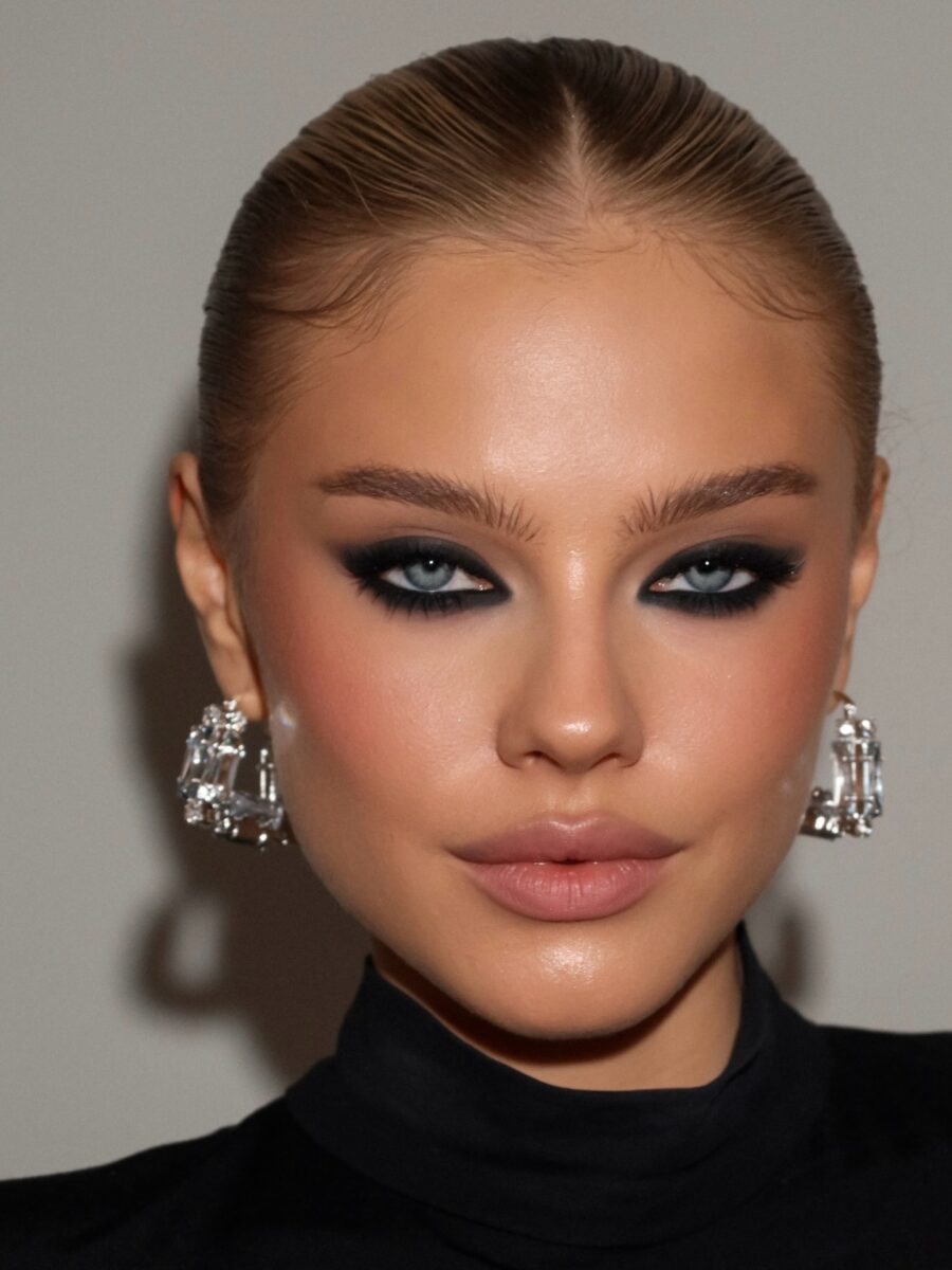 Glamorous smokey eye with bold accents