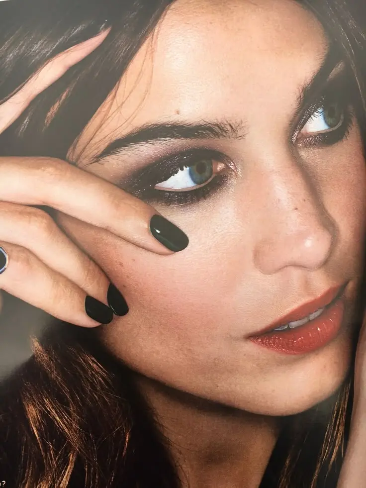Stunning smokey eye with a pop of color