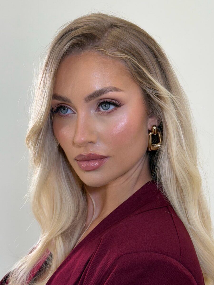 Chic soft glam makeup for every occasion