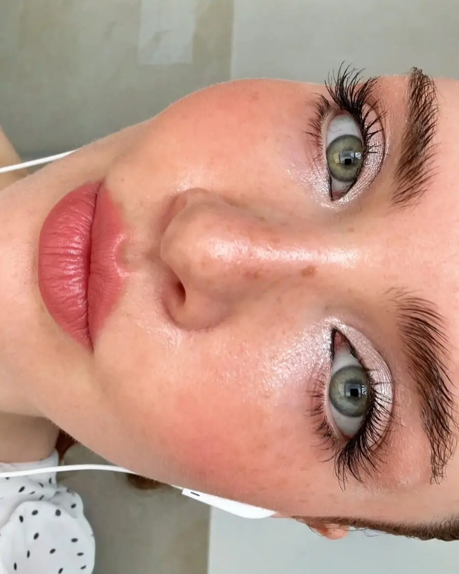 Radiant Soft Glam Look with Natural Glow