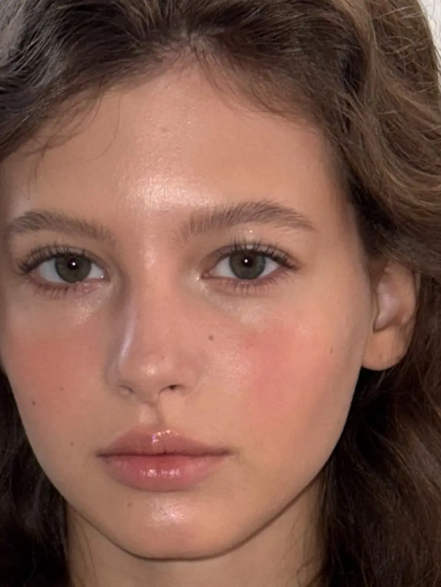 Effortless charm with a soft glam glow