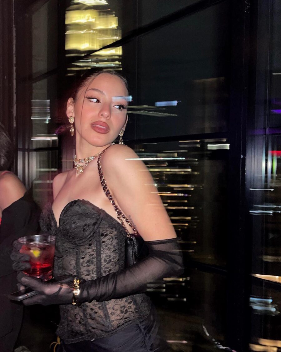 Chic Night Out: Stylish Black Elegance