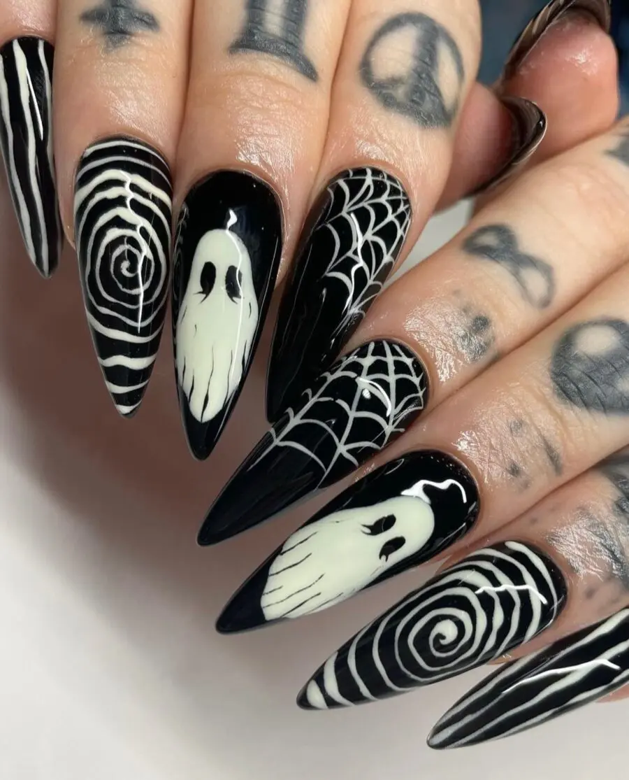 Chilling Halloween Nail Art Designs