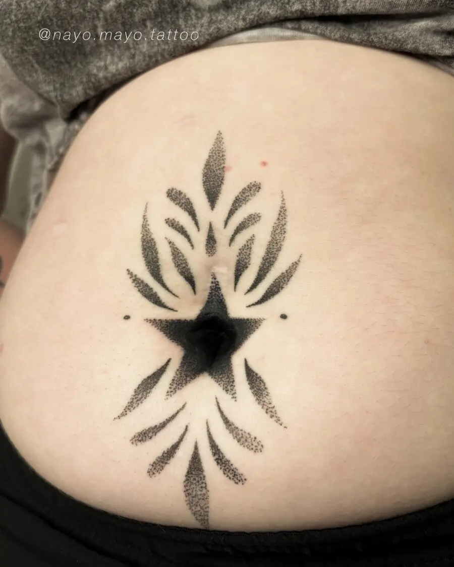 Intricate symmetrical design on the stomach