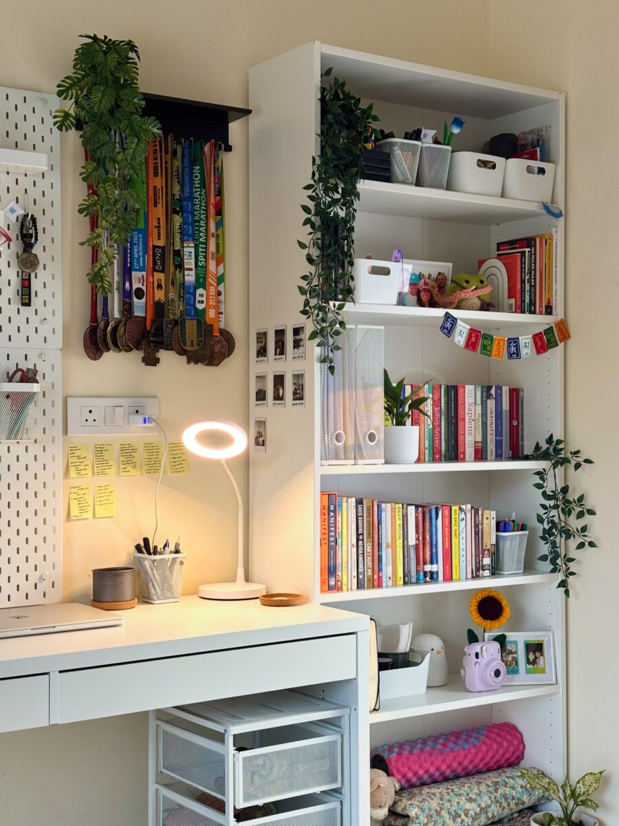 Stylish and organized study desk setup
