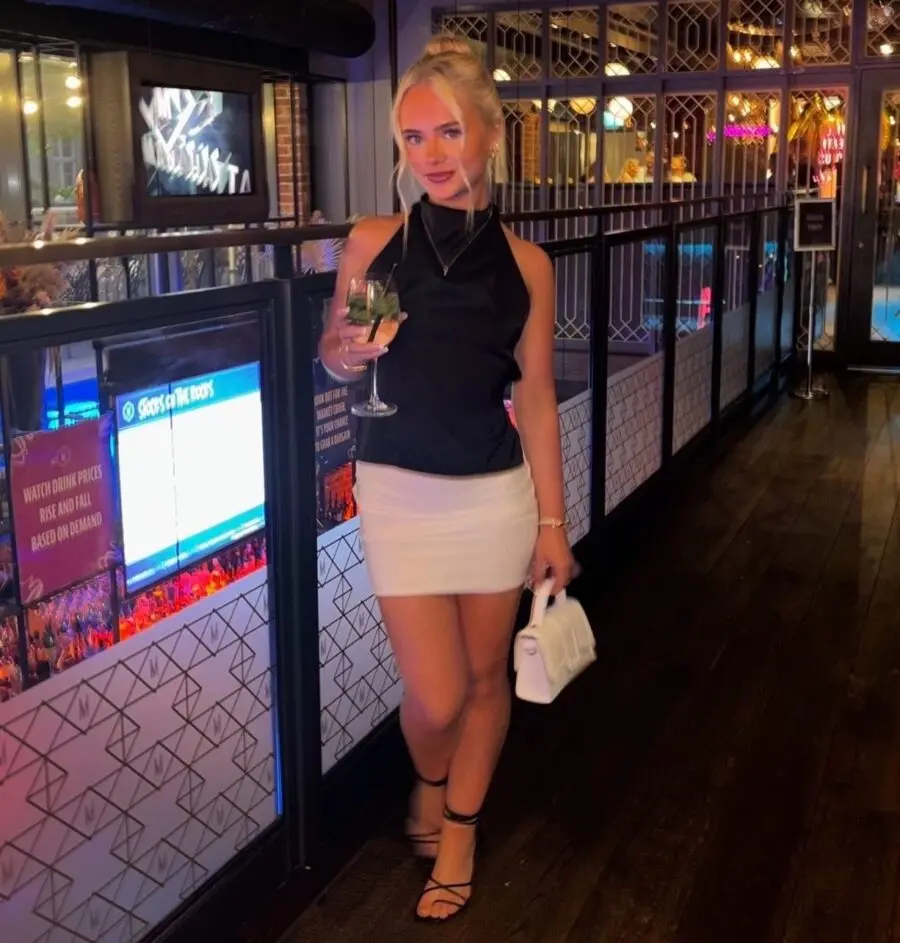 Chic nightlife look with elegant style choices