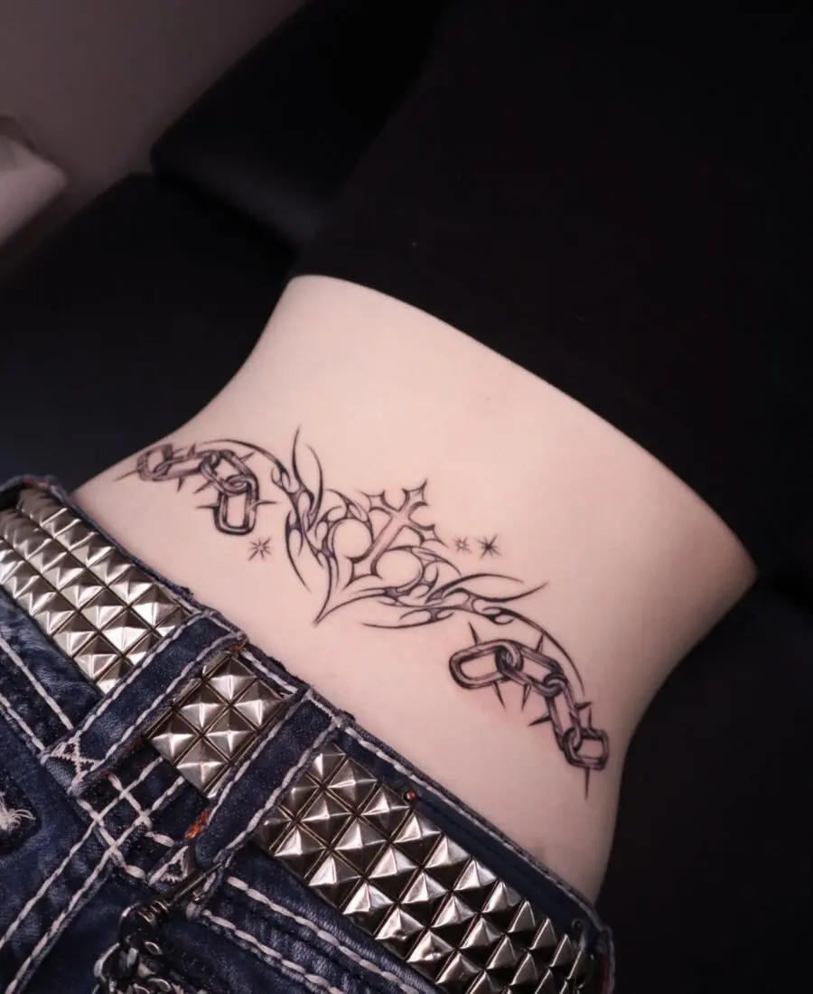 Elegant floral tramp stamp with chained design