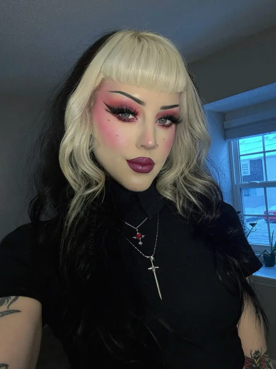 Gothic Elegance with Stunning Vampire Makeup