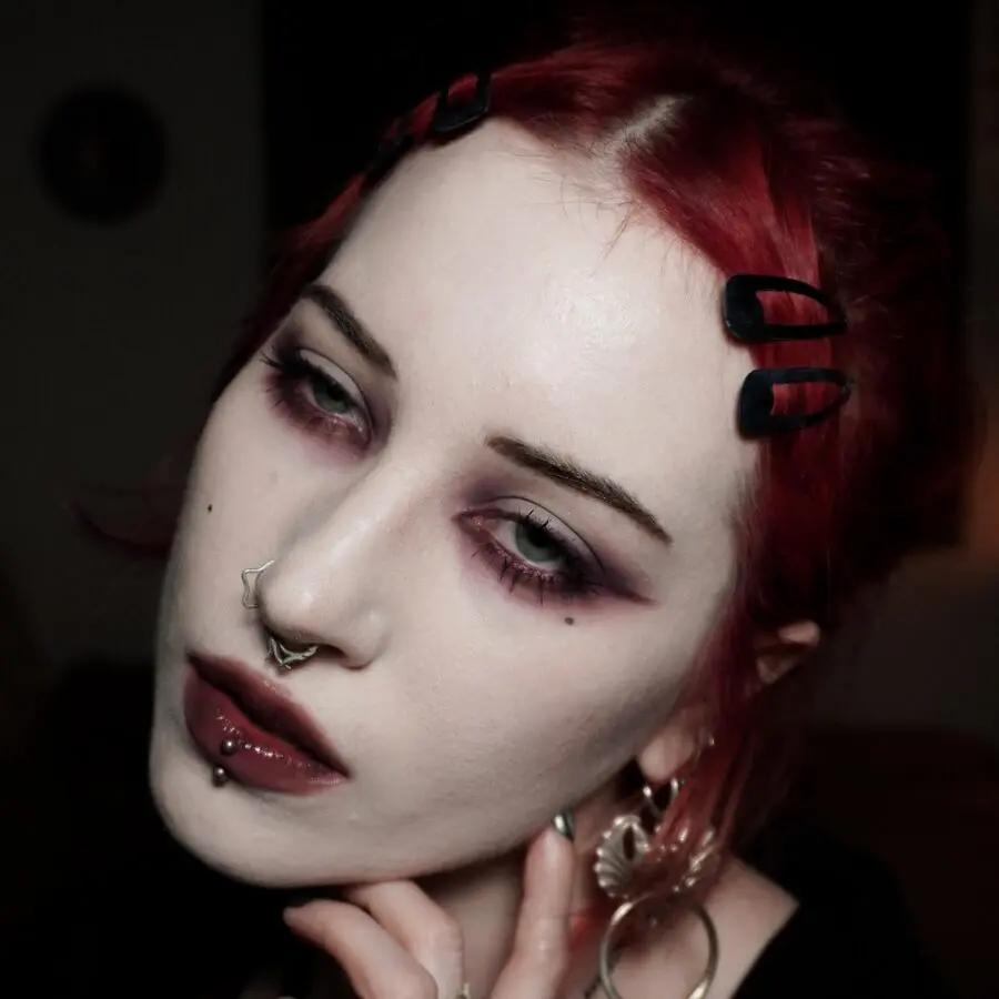 Dramatic Vampire Makeup for Bold Statements