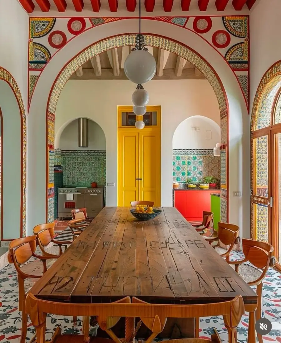 Vibrant and Colorful Dining Room Decor