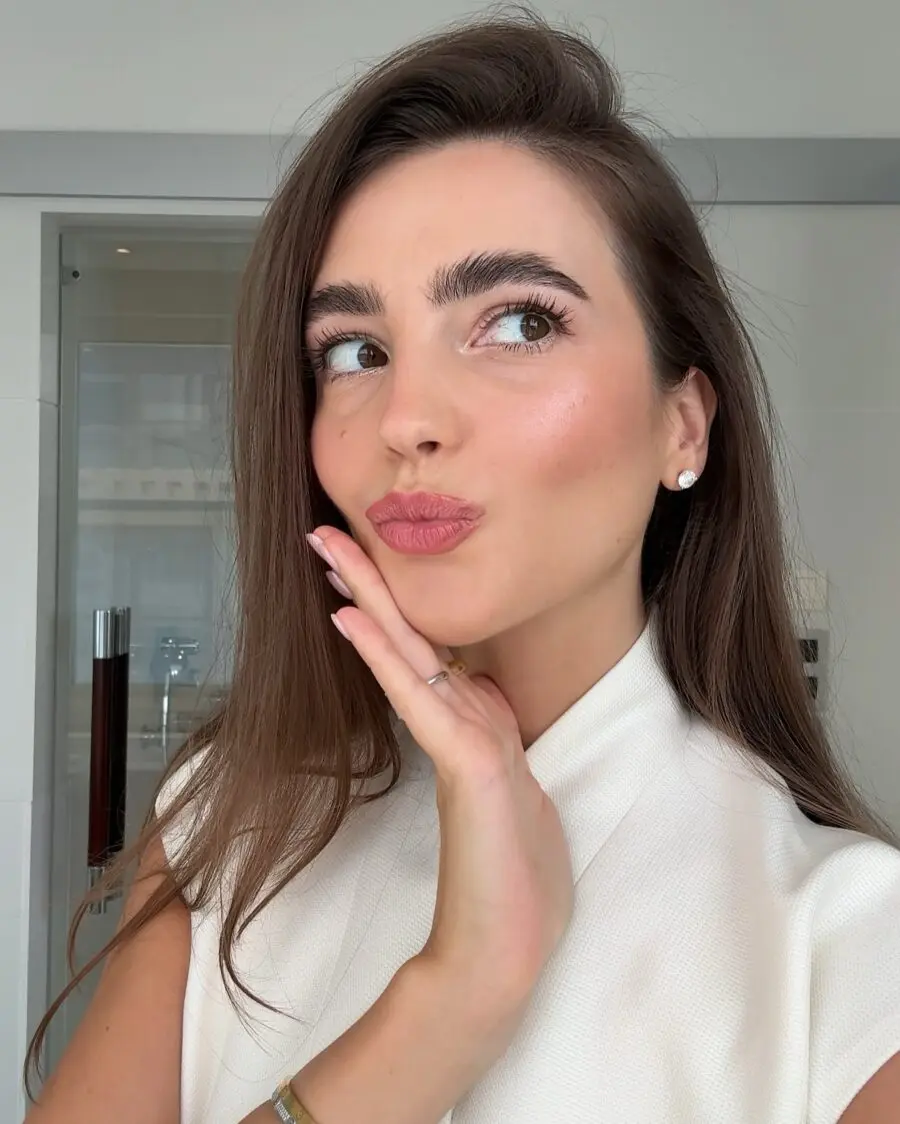 Radiant look with soft glam and natural beauty