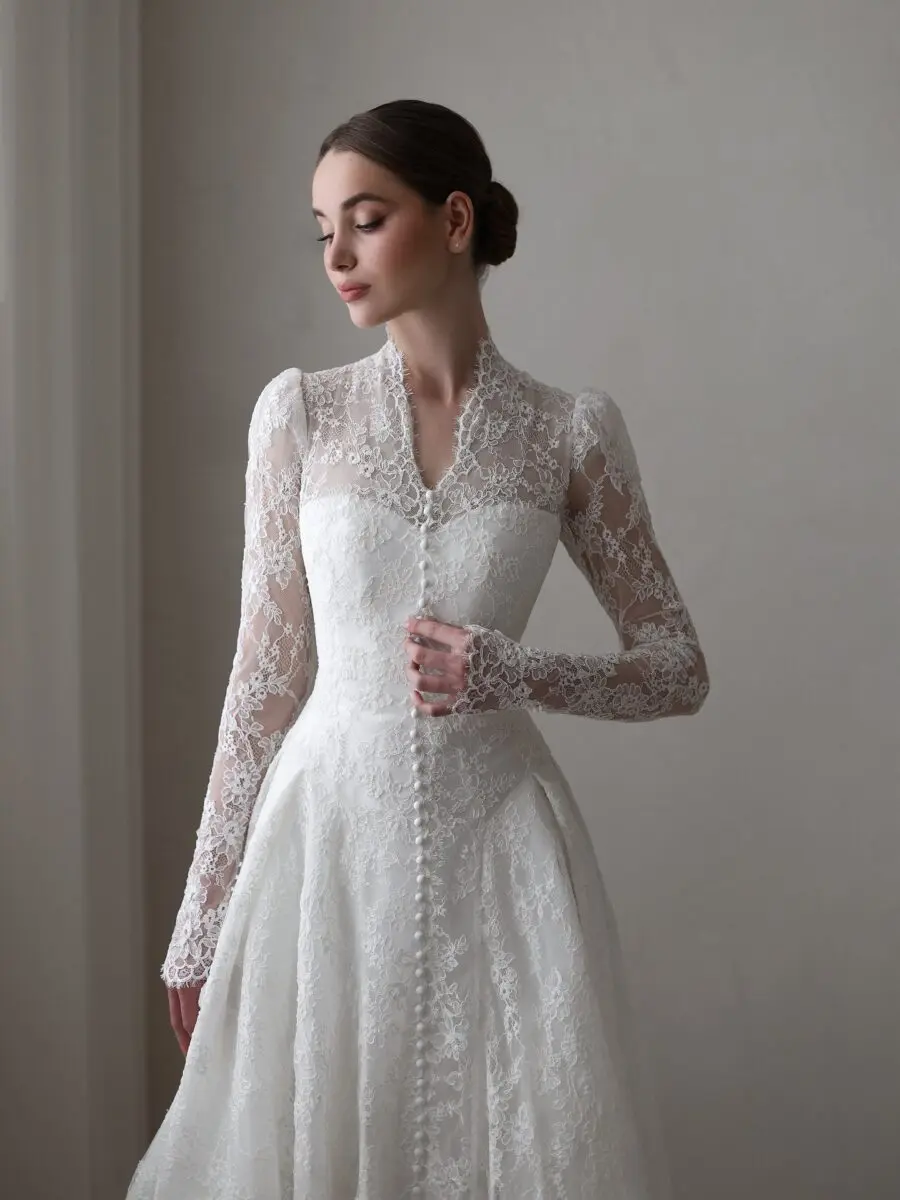 Elegant Long-Sleeve Lace Wedding Dress