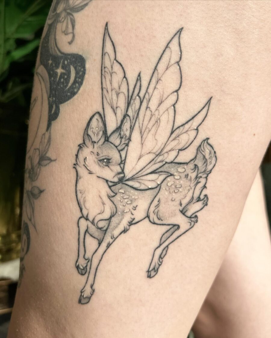 A playful fusion of deer and fairy elements