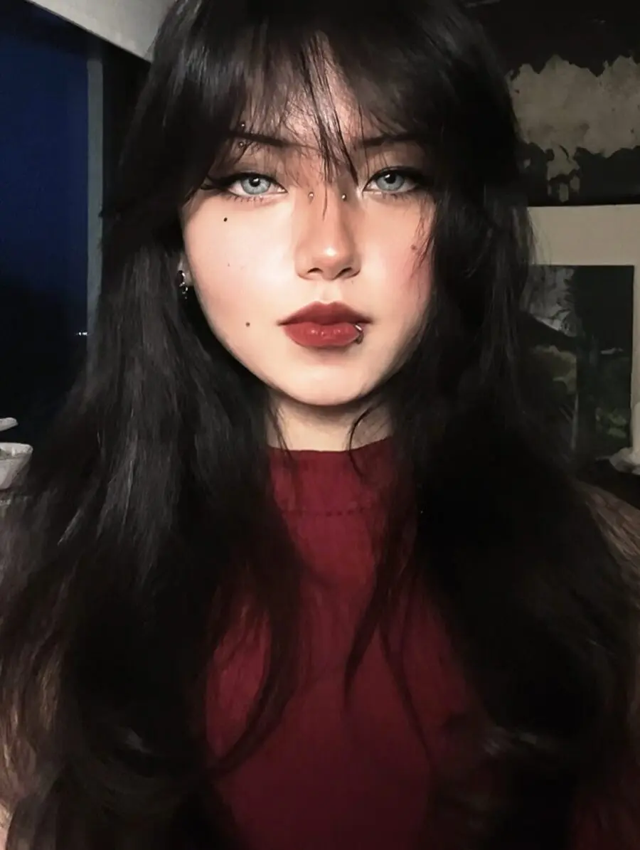 Bold Makeup for a Confident Vibe
