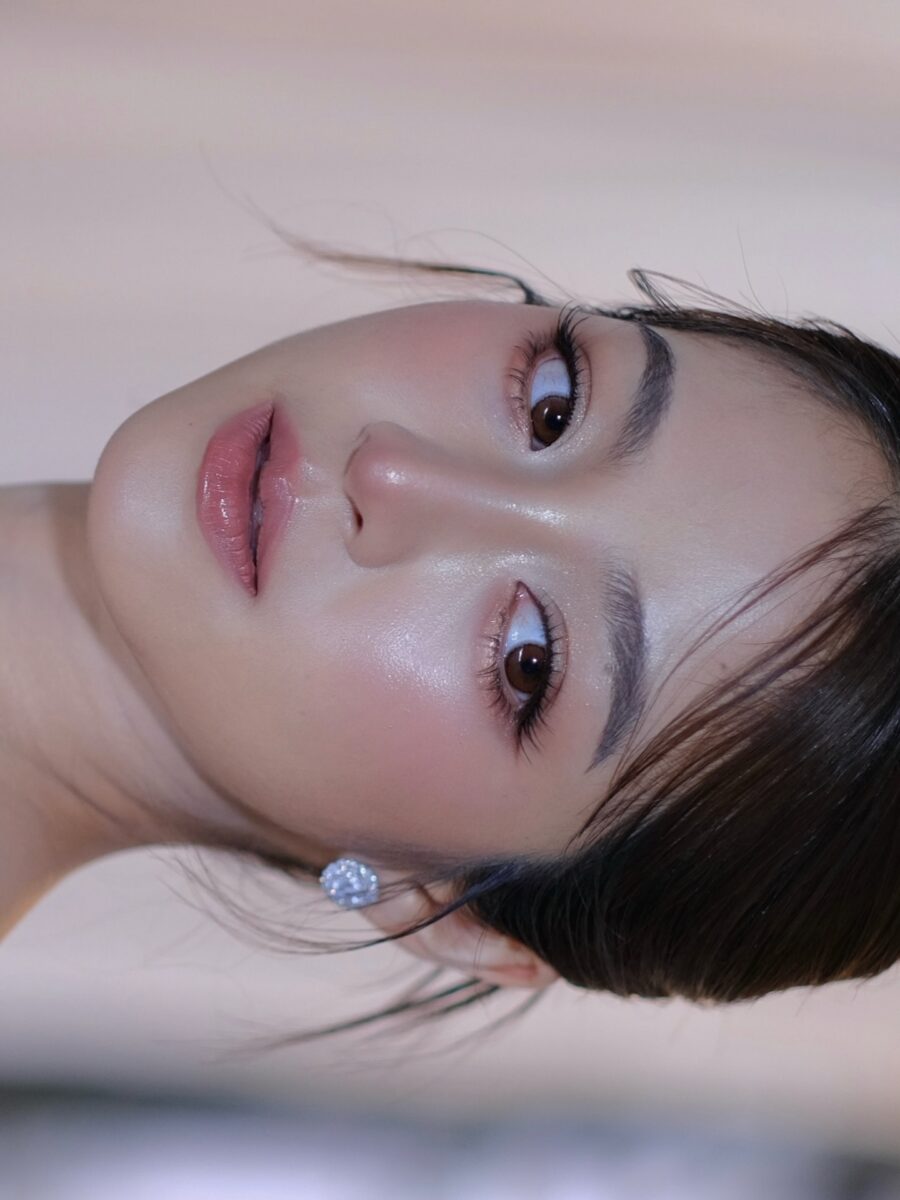 Radiant glow for a fresh makeup look