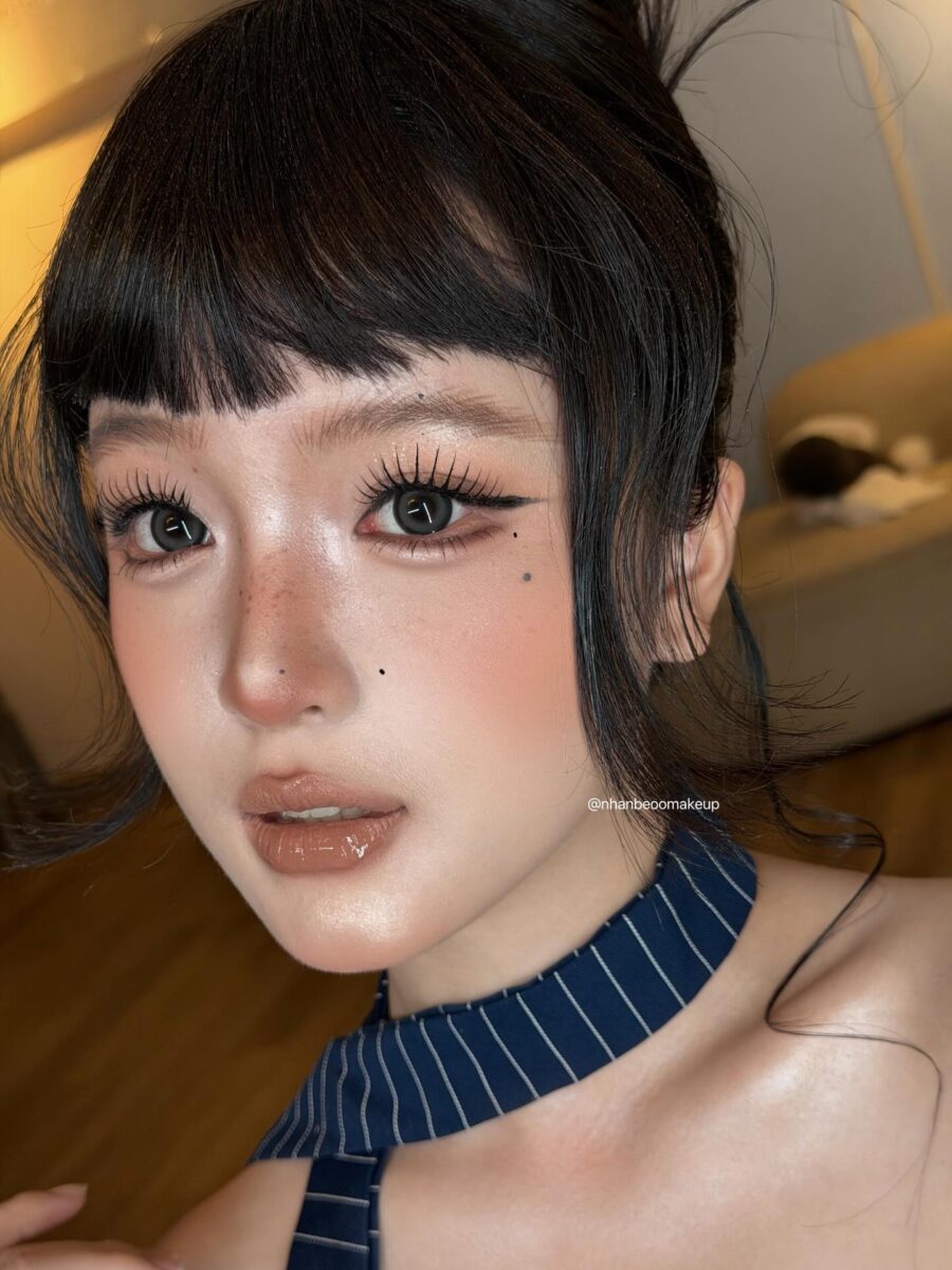 Playful and Youthful ABG Makeup Look