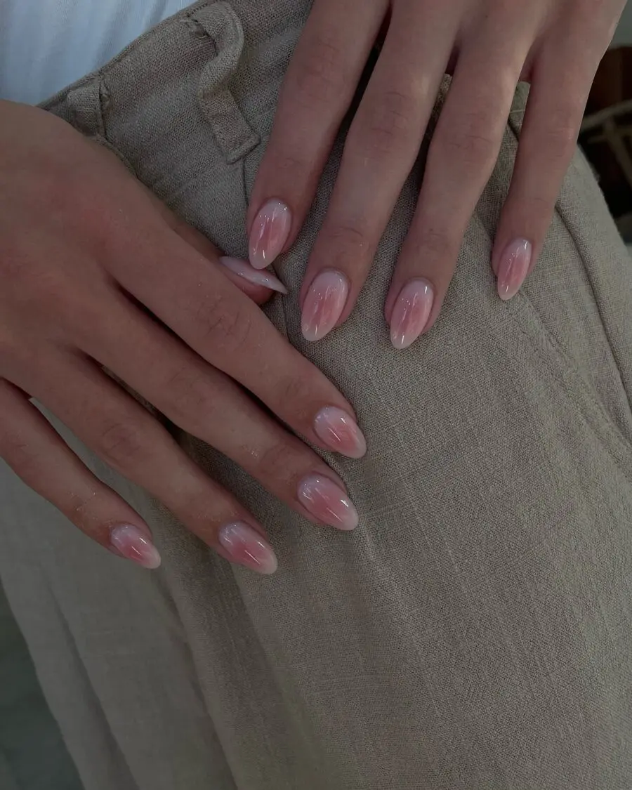Sophisticated almond nails in nude pink hues