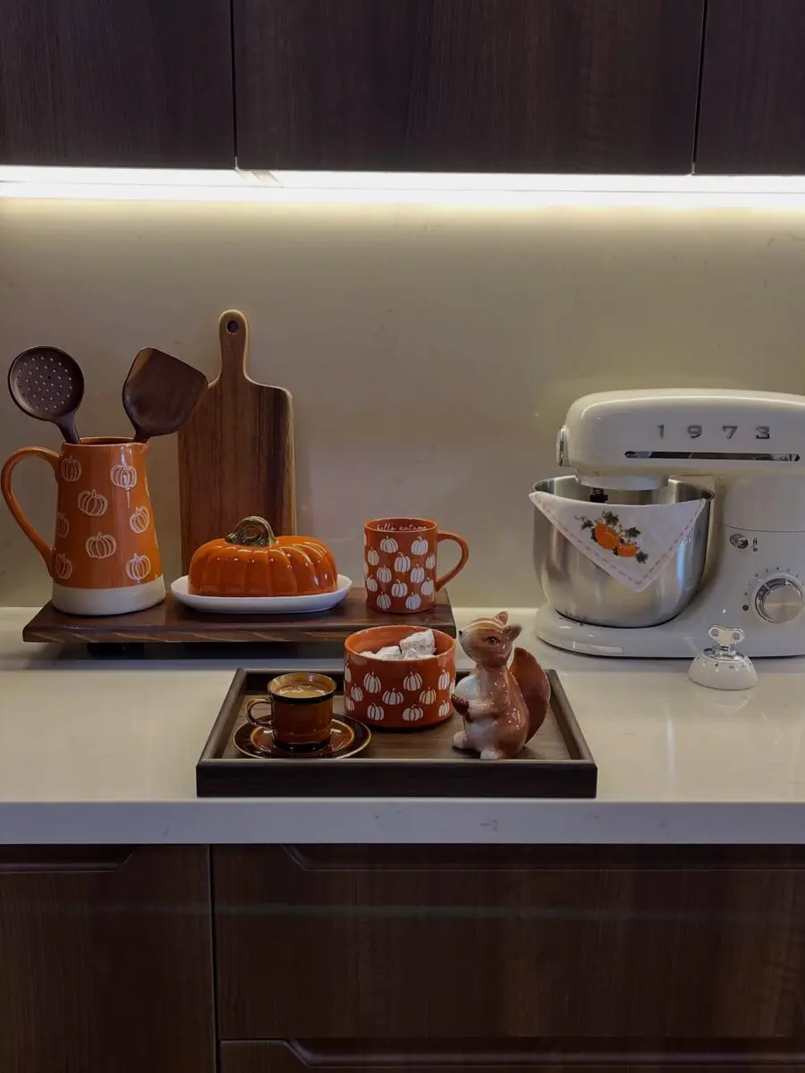 Charming autumn-inspired kitchen counter arrangement