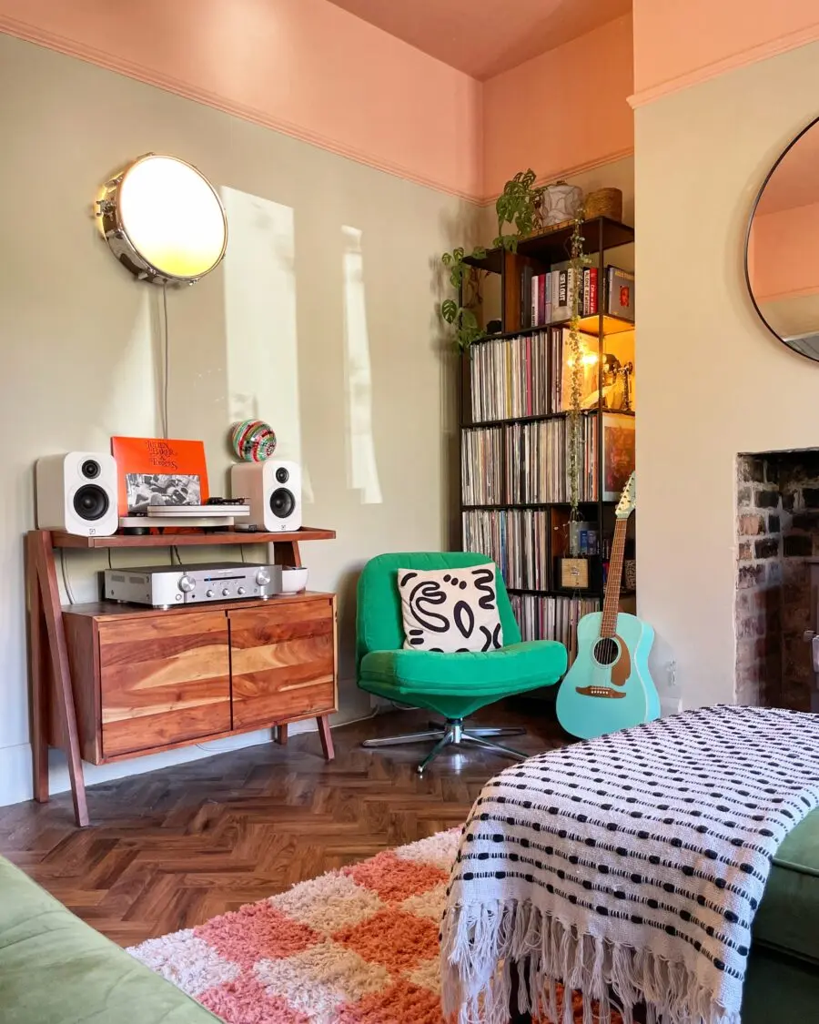 Chic vintage-inspired cozy living room atmosphere