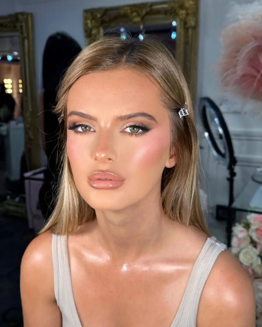 Glamorous doll makeup with radiant glow