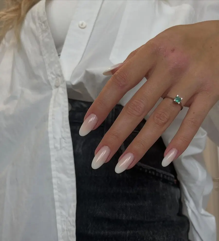 Chic minimalist nails with a French tip style