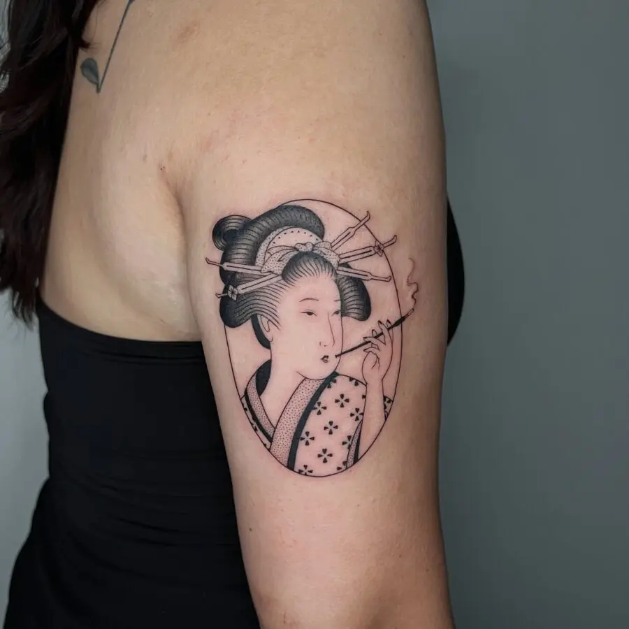 Elegant Geisha Tattoo with Classic Japanese Design