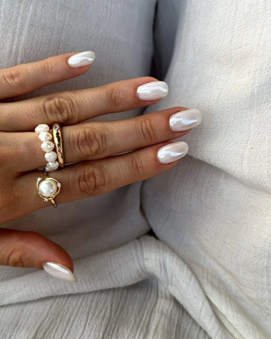 Elegant pearl white nails with a glossy shine