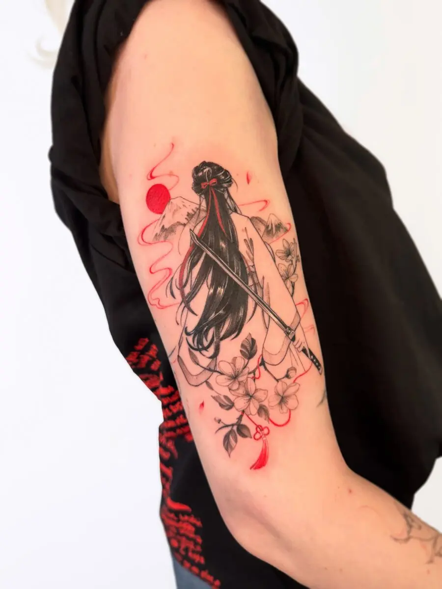 Elegant Japanese tattoo with a graceful woman