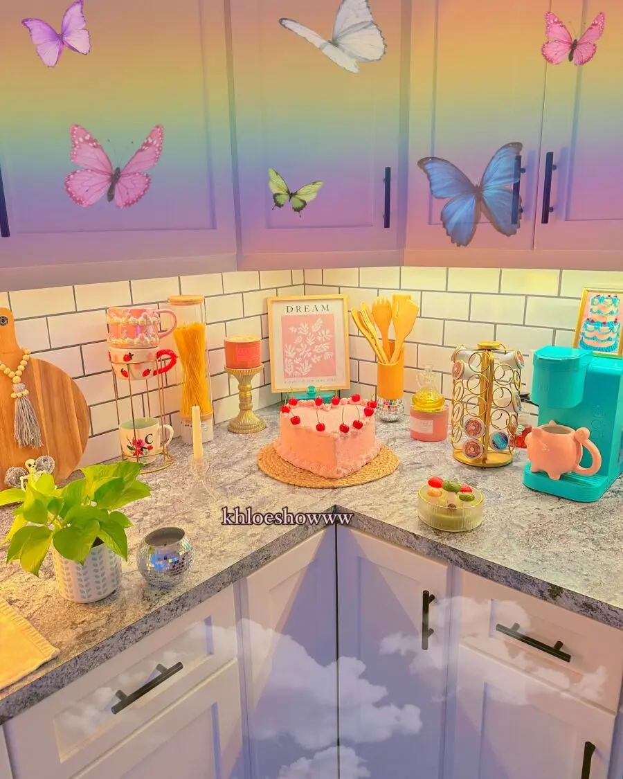 Charming pastel kitchen counter decor inspiration