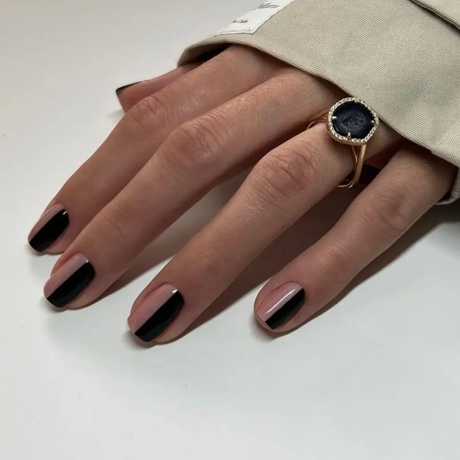 Chic Minimalist Black and Pink Nail Art