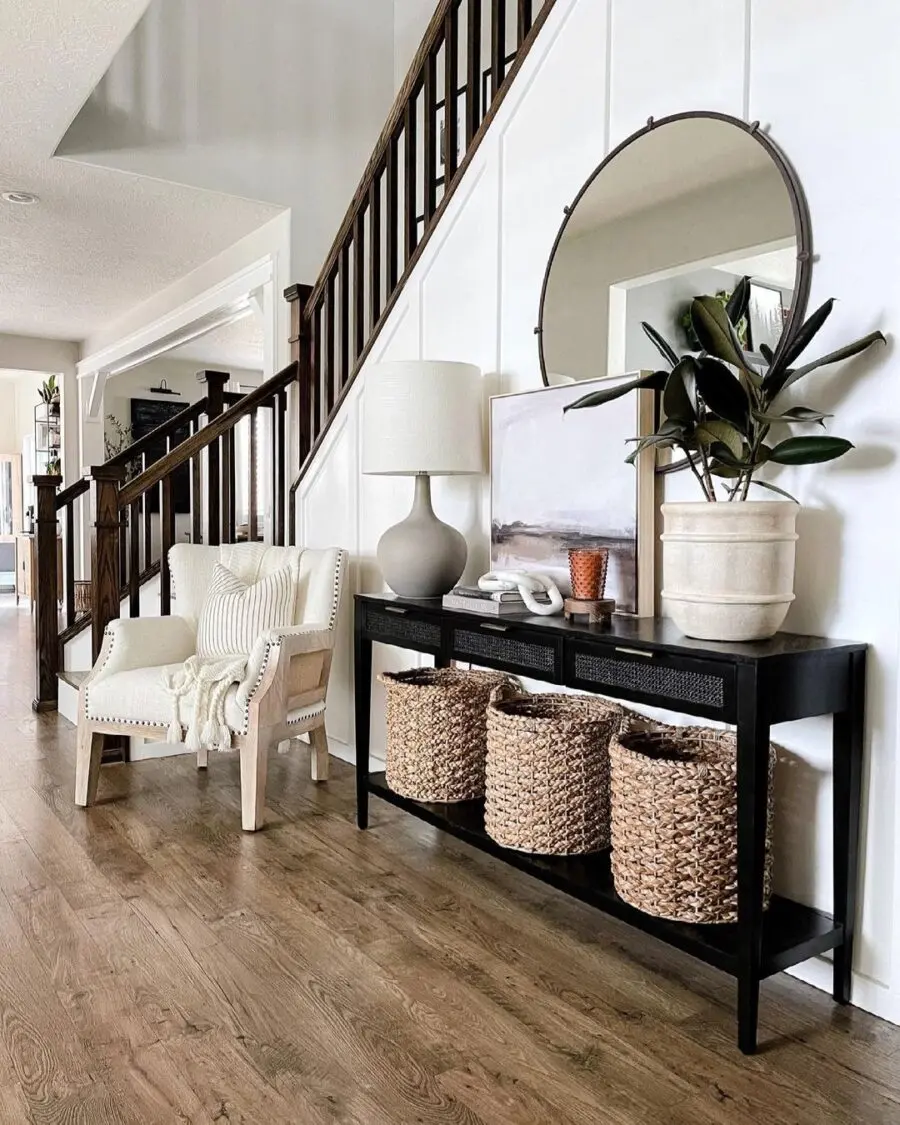 Chic Entryway Table with Natural Textures