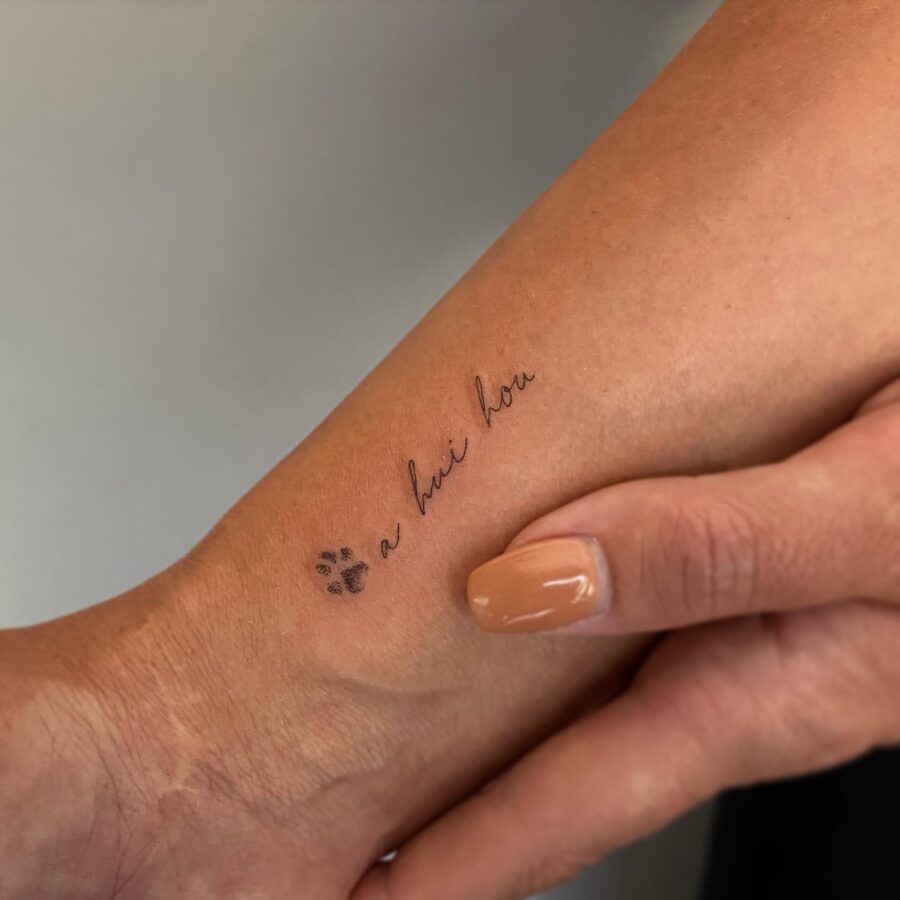 Heartfelt tribute in a simple design