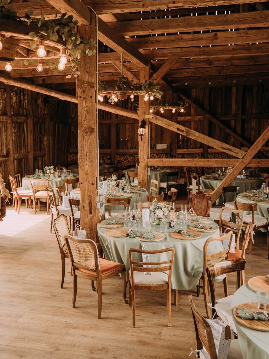 Charming Rustic Barn Wedding Decor Inspiration