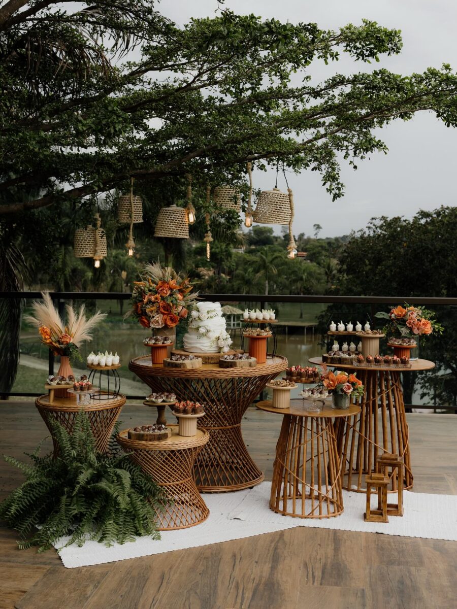 Charming rustic decor for a wedding celebration