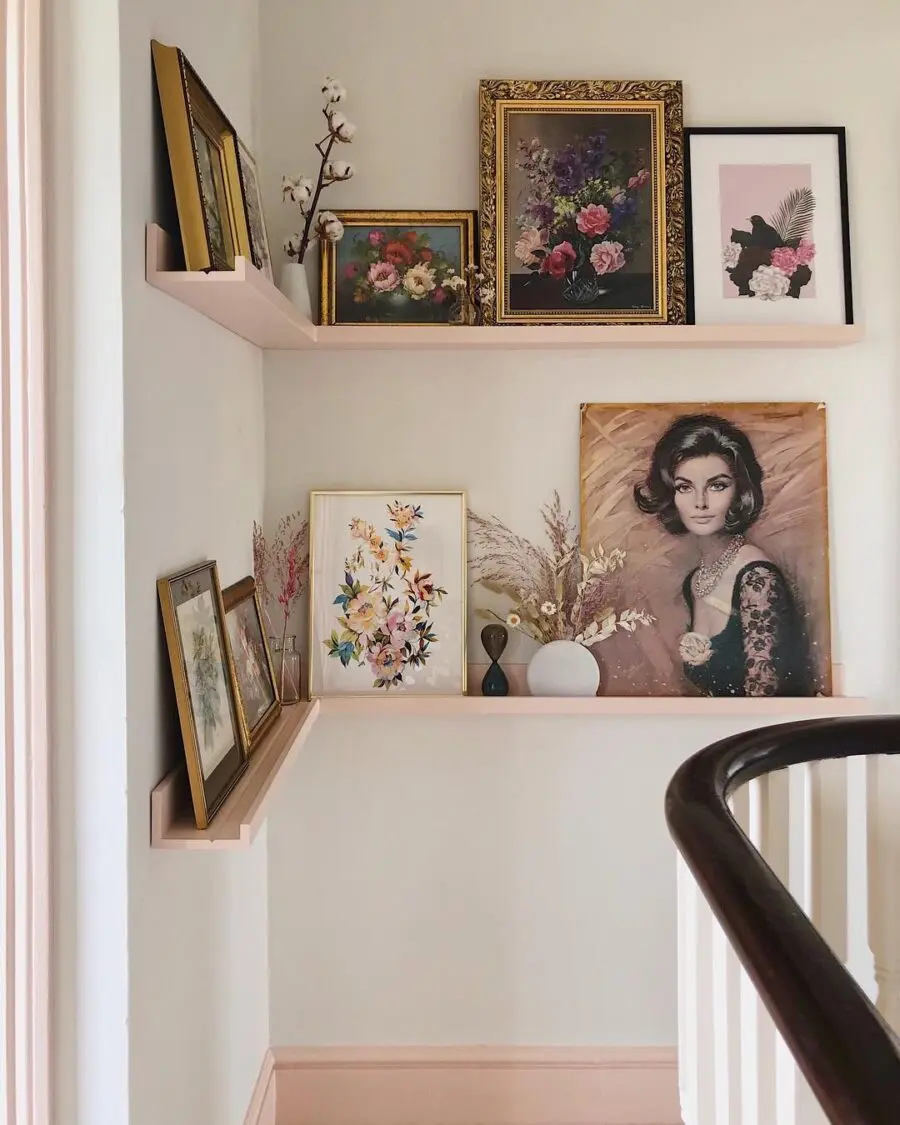 Charming shelf arrangement with elegant art pieces